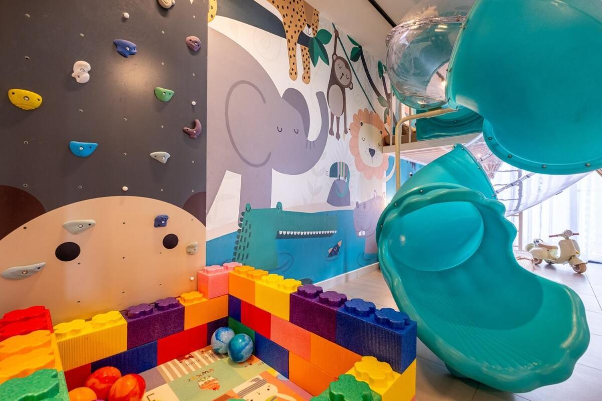 Kl No1 Kids Slides W Climbing Kids Friendly Pangsapuri Kuala Lumpur